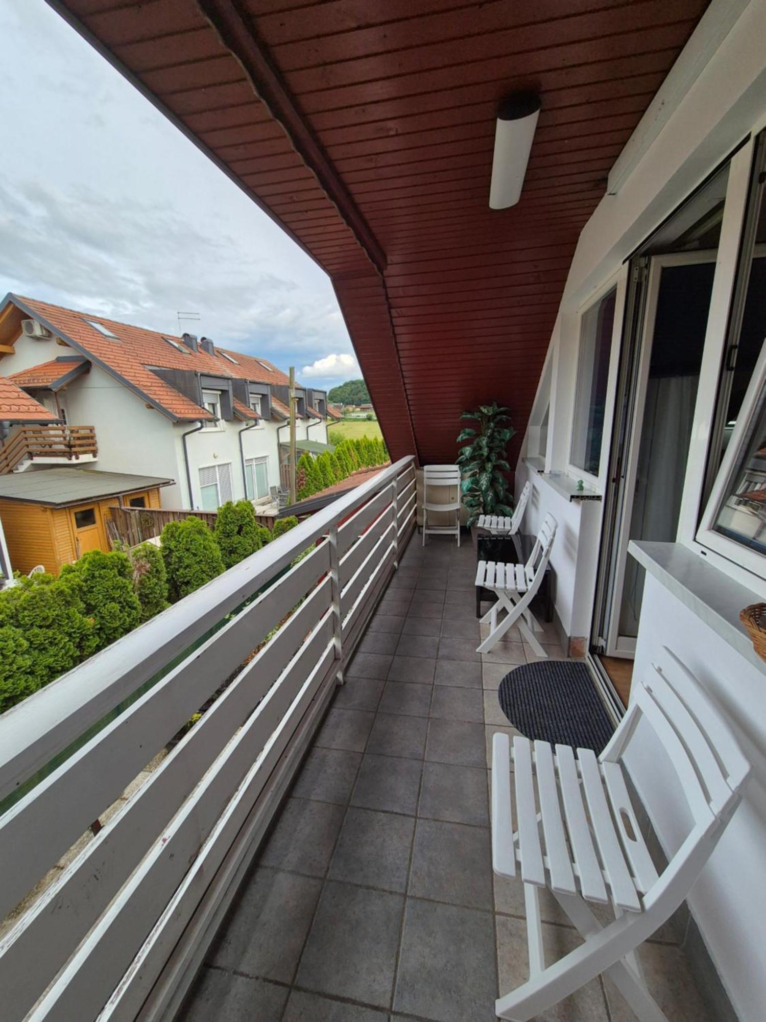 Oddih V Mirnem In Zelenem Okolju Apartment Skofljica ภายนอก รูปภาพ
